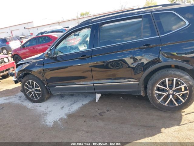 3VV2B7AX7MM131647 Volkswagen Tiguan 2.0t Se/2.0t Se R-line Black/2.0t Sel