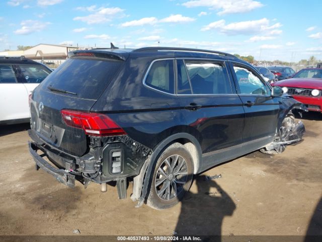 3VV2B7AX7MM131647 Volkswagen Tiguan 2.0t Se/2.0t Se R-line Black/2.0t Sel