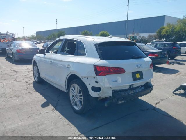 WA1BNAFY7K2099365 Audi Q5 45 Premium