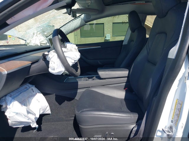 2023 TESLA MODEL Y 7SAYGDEE8PF706237 Photo 4