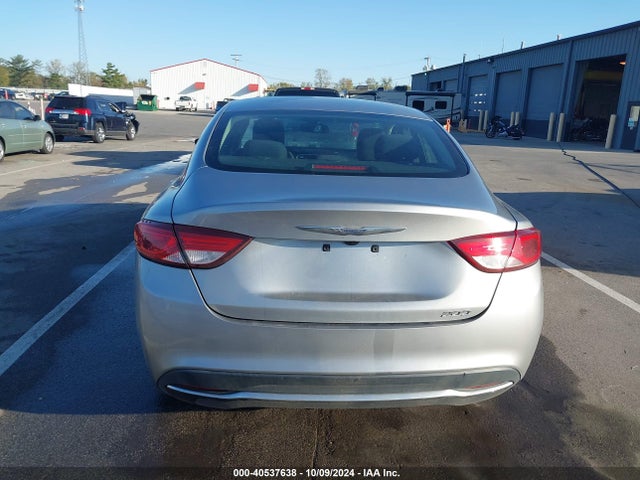 Chrysler 200 Limited 2015 1C3CCCAB4FN703557 Image 17