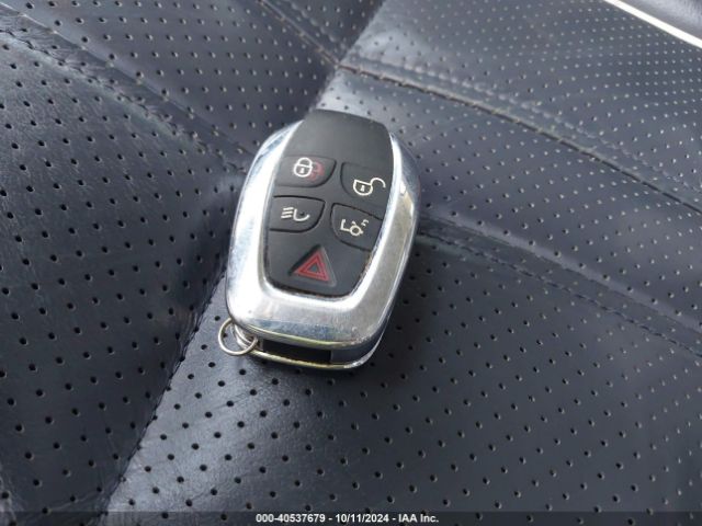 2011 JAGUAR XJ SAJWA2GB0BLV01824 Photo 10