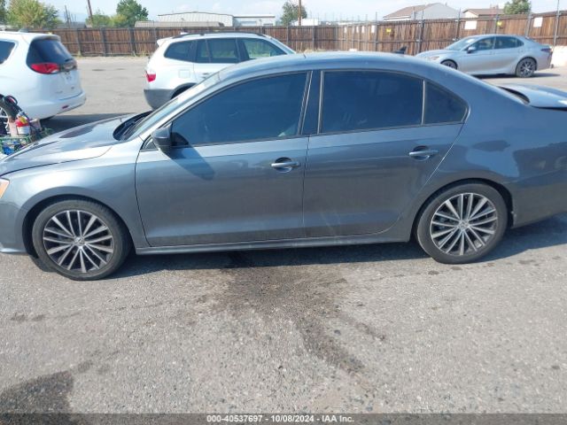 3VWB17AJ0GM241017 Volkswagen Jetta 1.8t Sport