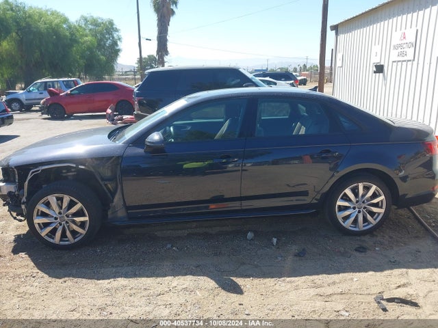 WAUKMAF49JN012968 Audi A4 2.0t Tech Ultra Premium/2.0t Ultra Premium