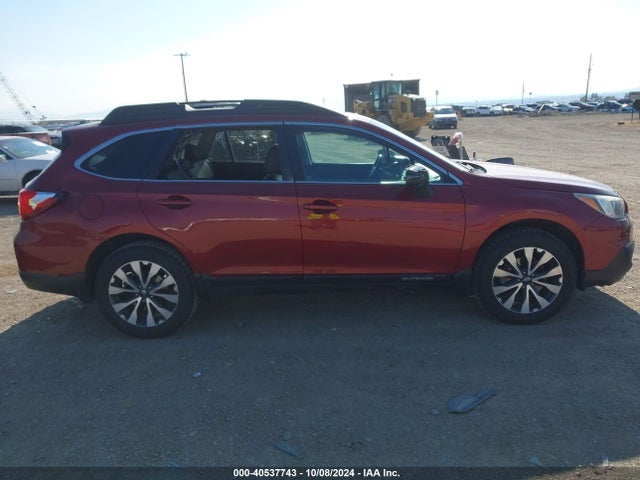 Subaru Outback 2.5i Limited 2015 4S4BSBNC8F3249361 Image 13