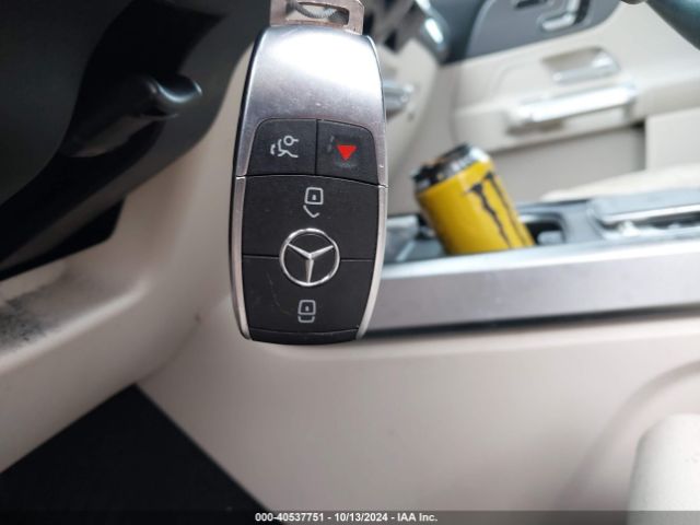 W1N4M4HB4LW045827 Mercedes-Benz Glb 250 4matic