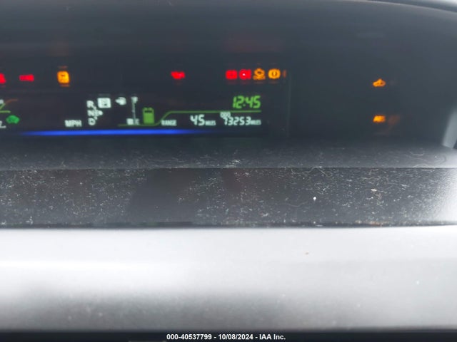 Toyota Prius V Two 2015 JTDZN3EU6FJ031083 Image 15