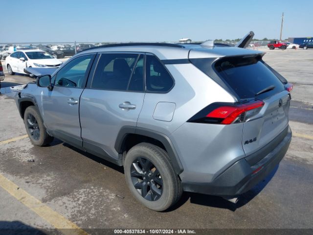 2T3H1RFVXMC143130 Toyota RAV4 LE