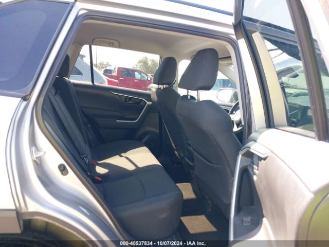 2T3H1RFVXMC143130 Toyota RAV4 LE