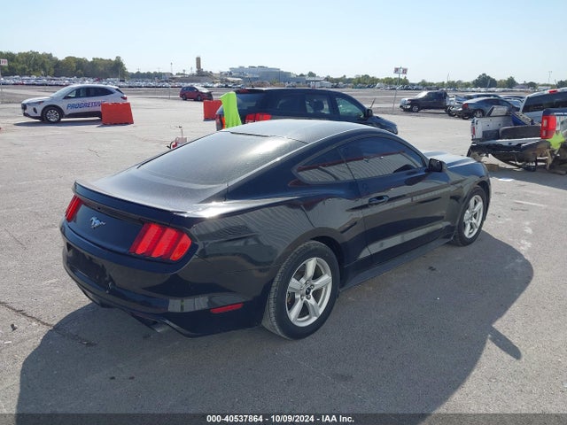 Ford Mustang Ecoboost 2015 1FA6P8THXF5433381 Image 4