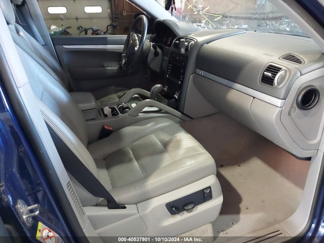 2009 PORSCHE CAYENNE WP1AA29P89LA02523 Photo 4