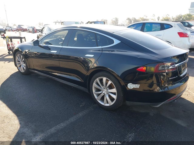 2013 TESLA MODEL S 5YJSA1CN7DFP21720 Photo 2