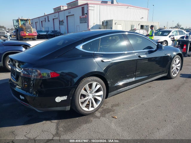 2013 TESLA MODEL S 5YJSA1CN7DFP21720 Photo 3