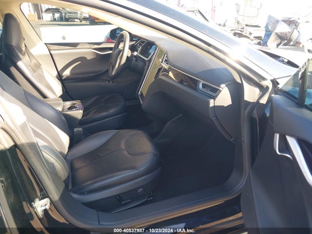 2013 TESLA MODEL S 5YJSA1CN7DFP21720 Photo 4