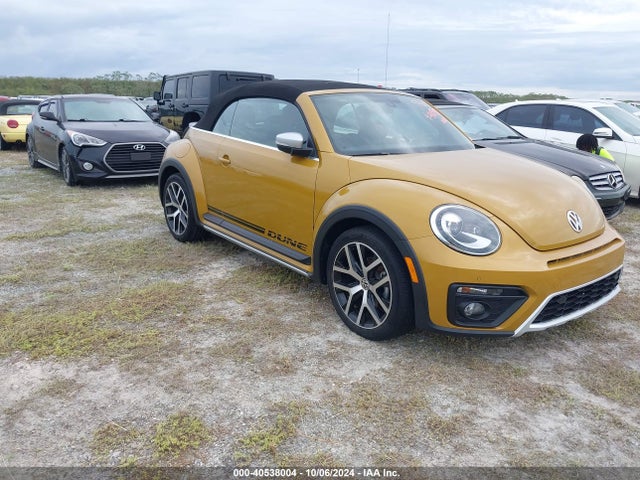Volkswagen Beetle 1.8t Dune 2017 3VWT17AT6HM806734 Image 1