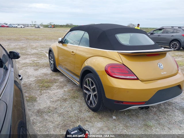 Volkswagen Beetle 1.8t Dune 2017 3VWT17AT6HM806734 Image 3
