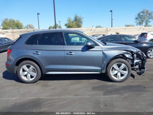 WA1ANAFY3J2013981 Audi Q5 2.0t Premium/2.0t Tech Premium