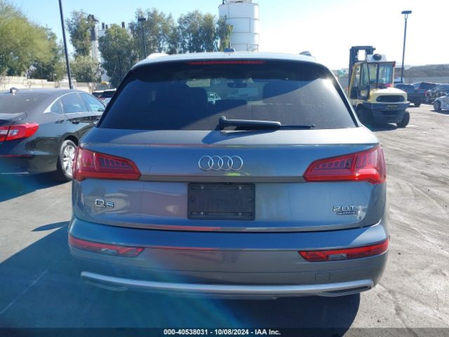 WA1ANAFY3J2013981 Audi Q5 2.0t Premium/2.0t Tech Premium