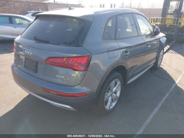 WA1ANAFY3J2013981 Audi Q5 2.0t Premium/2.0t Tech Premium