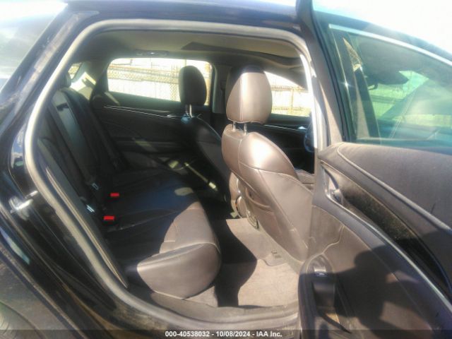 1G4ZS5SS2HU140726 Buick Lacrosse Premium