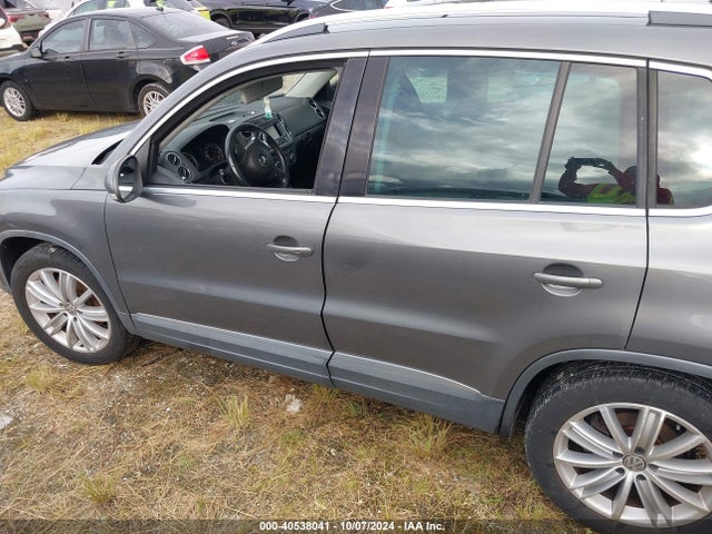 Volkswagen Tiguan Sel 2015 WVGAV7AX3FW590481 Image 14