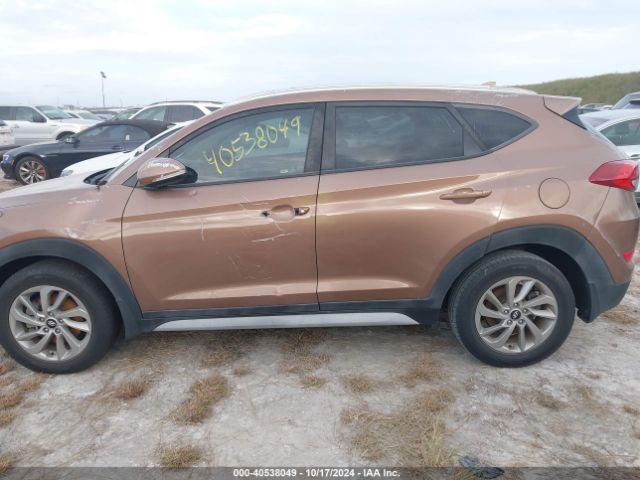 KM8J33A45HU411859 Hyundai Tucson Se Plus