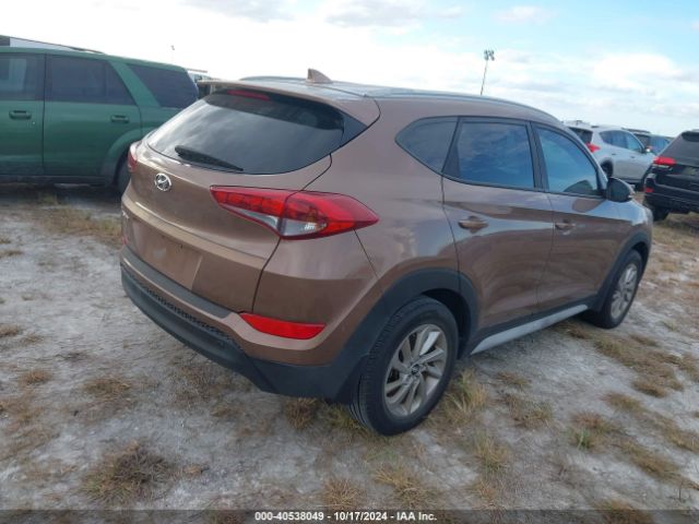 KM8J33A45HU411859 Hyundai Tucson Se Plus