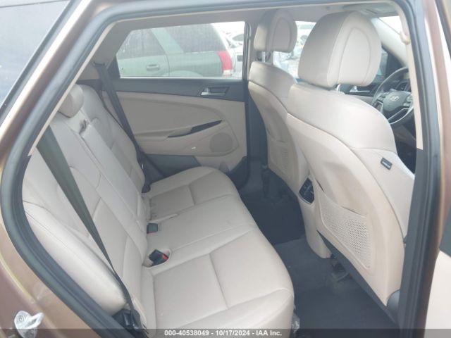 KM8J33A45HU411859 Hyundai Tucson Se Plus