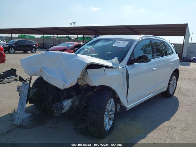 WA1LFAFP4FA035305 Audi Q5 2.0t Premium