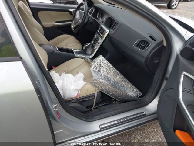 Volvo S60 T5 Dynamic 2018 YV126MFL7J2450471 Image 5