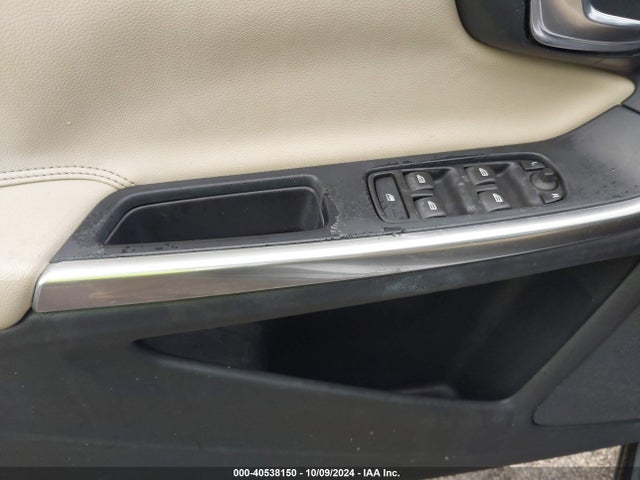 Volvo S60 T5 Dynamic 2018 YV126MFL7J2450471 Image 6