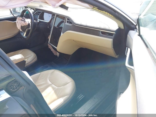 2013 TESLA MODEL S 5YJSA1DN6DFP23022 Photo 4