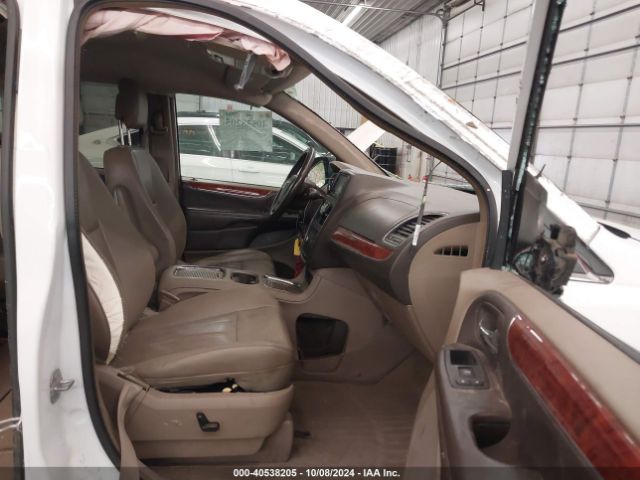 2C4RC1CG9ER412606 Chrysler Town & Country Touring-l