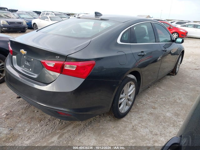 Chevrolet MALIBU LT 2018 1G1ZD5ST3JF253160 Image 4