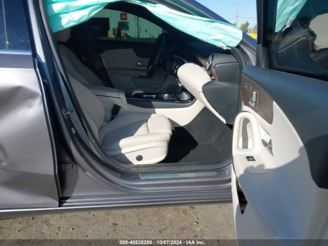 W1K3G4EB2NJ353339 Mercedes-Benz A 220