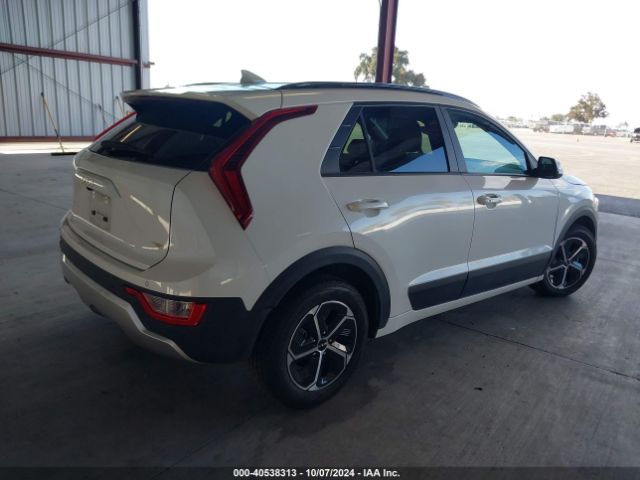 KNDCR3LE2P5063531 KIA NIRO EX