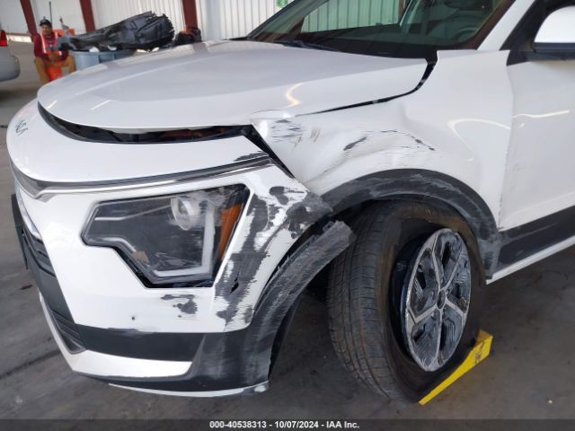 KNDCR3LE2P5063531 KIA NIRO EX