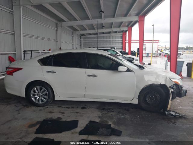 1N4AL3AP0HC497477 Nissan Altima 2.5 S