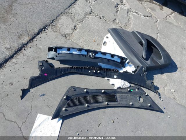 5YJ3E1EA7JF033831 Tesla Model 3 Long Range/mid Range