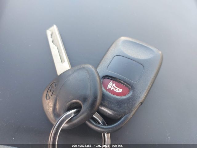 KMHCT5AE9GU274856 Hyundai ACCENT SE