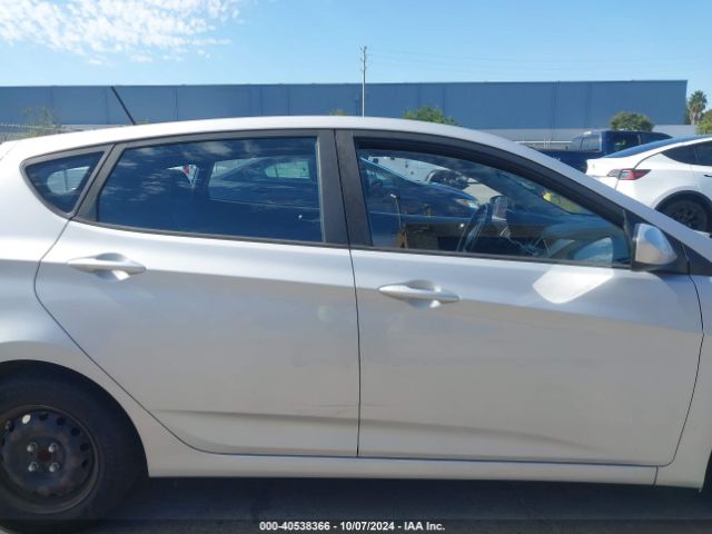KMHCT5AE9GU274856 Hyundai ACCENT SE
