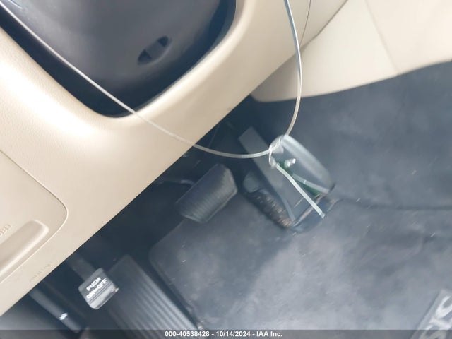 Hyundai Genesis 3.8 2015 KMHGN4JEXFU087663 Image 11
