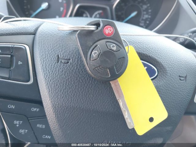1FMCU9G95HUB04283 Ford ESCAPE SE