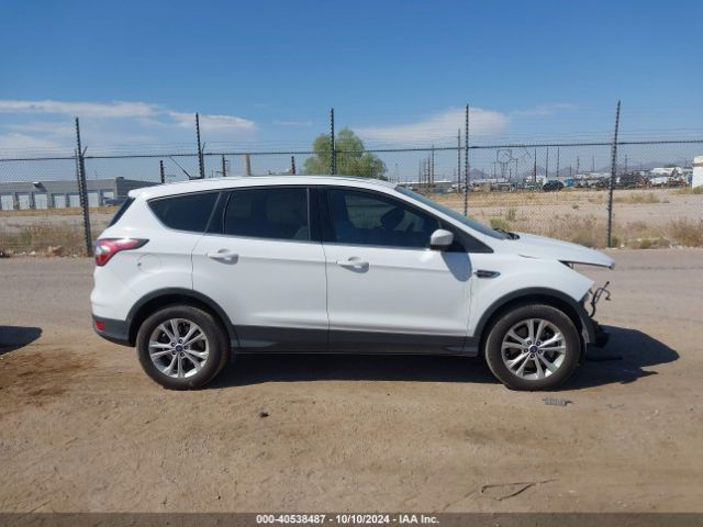 1FMCU9G95HUB04283 Ford ESCAPE SE