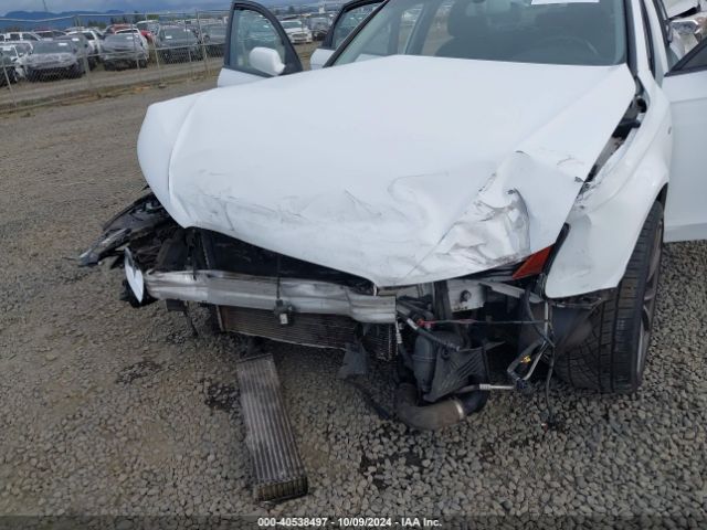 WAUBFAFLXGN014416 Audi A4 2.0t Premium