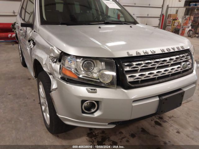 Land Rover LR2 2014 SALFR2BG7EH388058 Image 19
