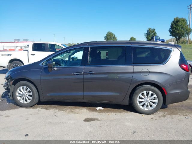 2C4RC1FG4KR714585 Chrysler Pacifica Touring Plus