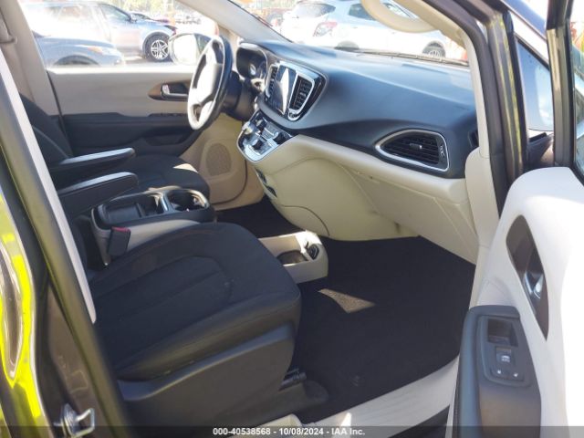 2C4RC1FG4KR714585 Chrysler Pacifica Touring Plus