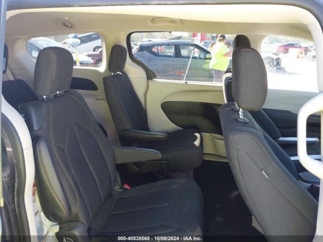 2C4RC1FG4KR714585 Chrysler Pacifica Touring Plus