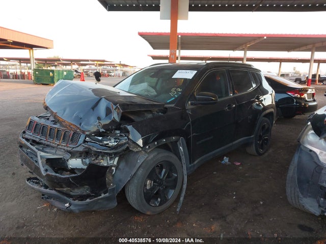 3C4NJCBB7JT495126 Jeep Compass Altitude Fwd